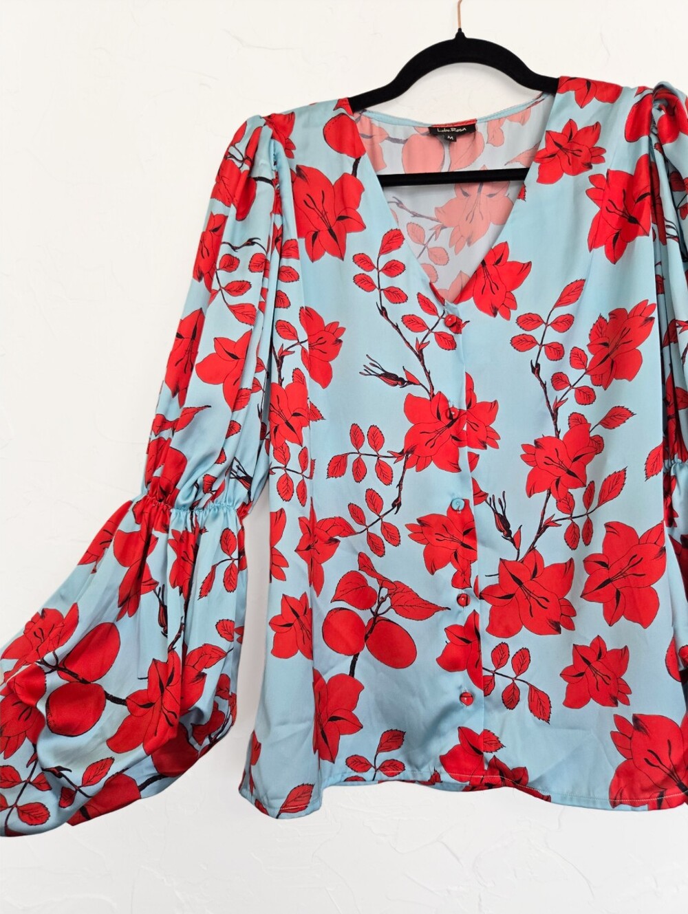 Lobo. Rosa Floral Blue Red Dramatic Sleeve Top, M